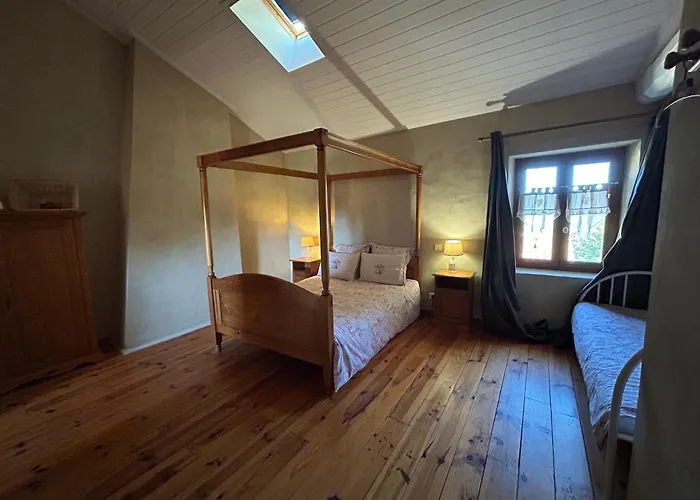 De L'elevage De La Mure Holiday home