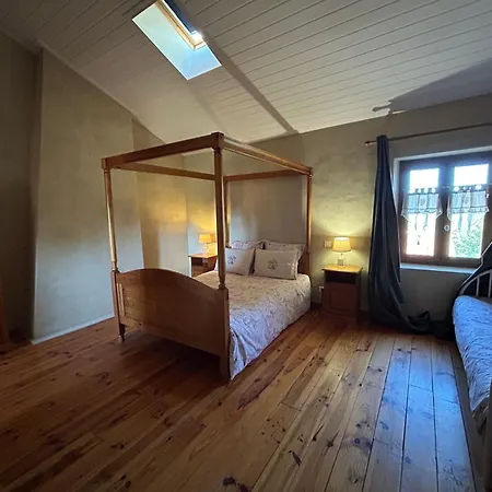 De L'elevage De La Mure Holiday home