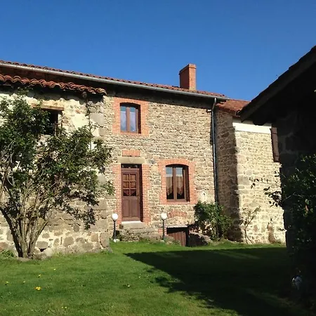 De L'elevage De La Mure Holiday home *